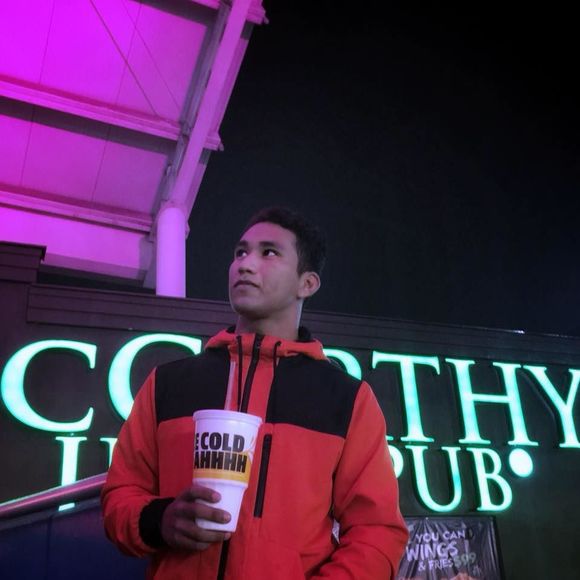 Meet your Posher, Mario - Picture 1 of 1